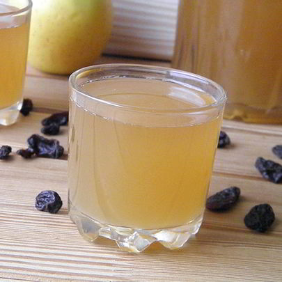 Домашний квас из черного хлеба без дрожжей