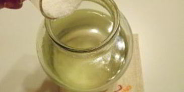 домашний квас из черного хлеба без дрожжей