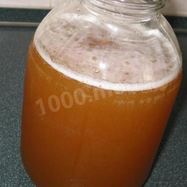 Рецепт Домашнего простого окрошечного кваса с изюмом