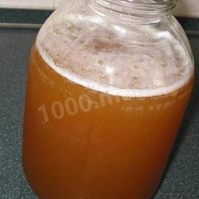 Домашний простой окрошечный квас с изюмом