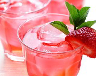 Клубнично-карамельный квас