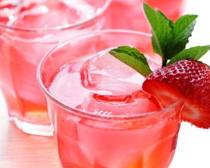 Клубнично-карамельный квас