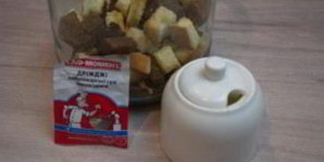 квас из дрожжей и сахара