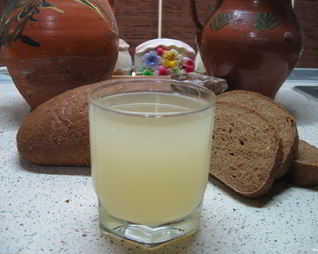 Квас из риса и изюма