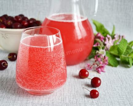 Вишневый квас из вишни