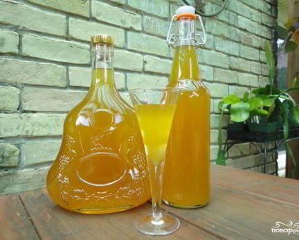 Абрикосовый ликер
