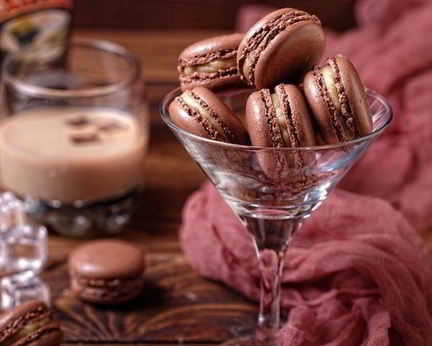Шоколадные макарон с ликером Baileys