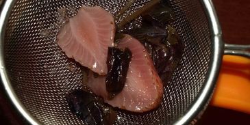 клубничный лимонад с базиликом