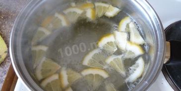 напиток лимонад из мяты и лимона