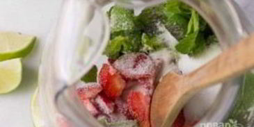 мохито безалкогольный клубничный