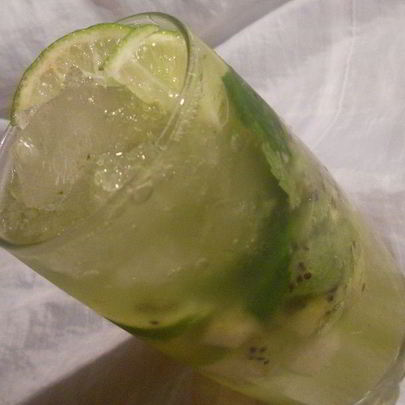 Мохито с киви и яблоком