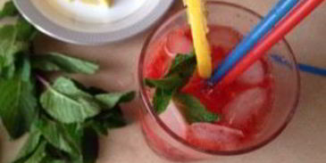 мохито с клубникой