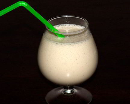 Молочный коктейль с мороженым