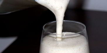 молочный коктейль с мороженым