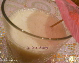 Молочный коктейль с перепелиными яйцами