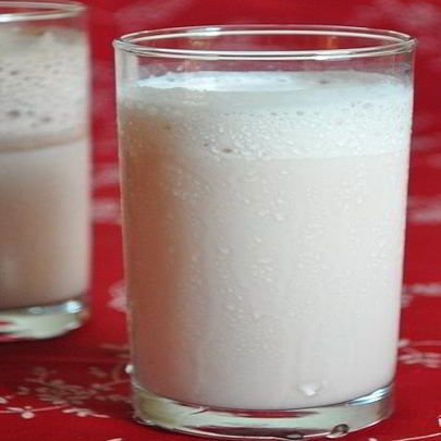 Молочный коктейль с сиропом