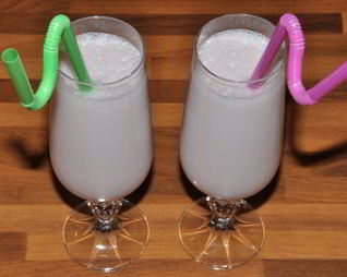 Ванильный молочный коктейль