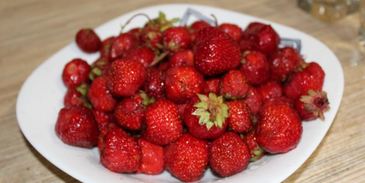 клубничный морс из клубники