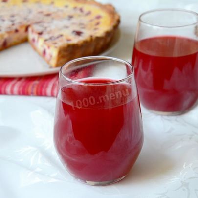 Морс из свежей брусники