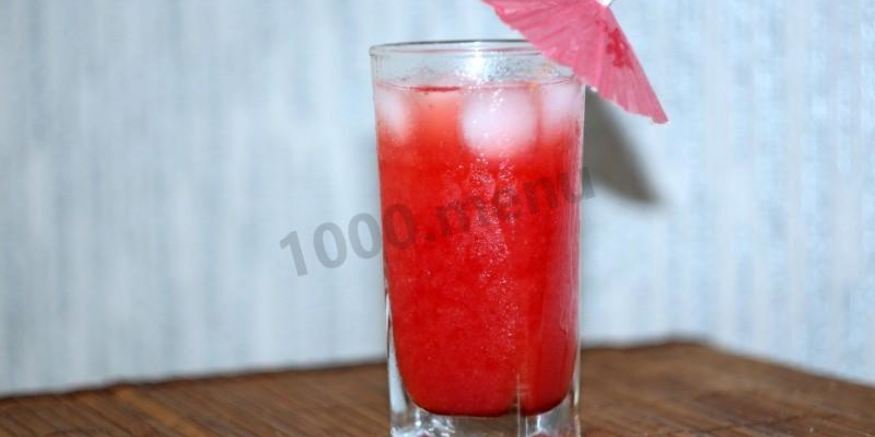 Рецепт морса из замороженных ягод клубники и красной смородины
