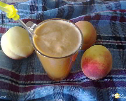 Персиково-изюмный морс