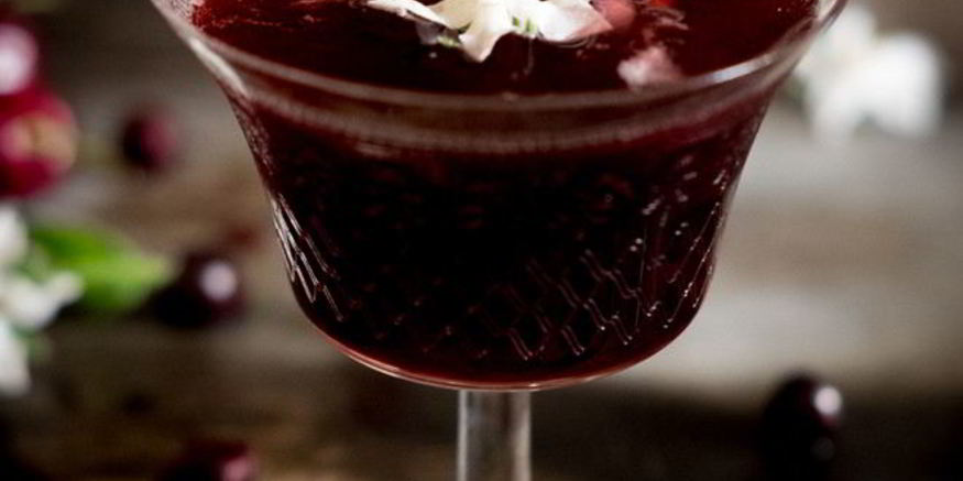 Рецепт крепленой наливки из кизила