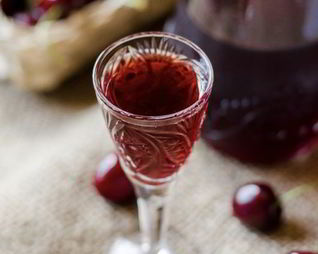 Наливка из вишни на водке