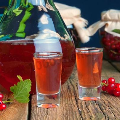 Настойка из красной смородины