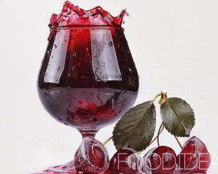 Настойка из вишни на водке с косточками