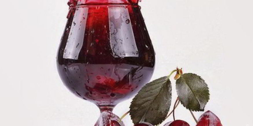 Рецепт настойки из вишни на водке с косточками