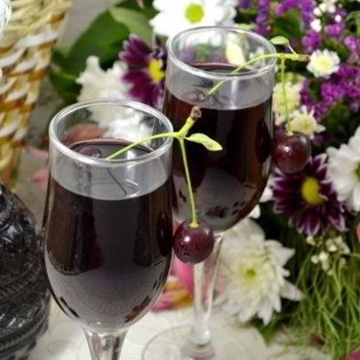 Настойка вишневая на водке