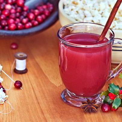 Пряный клюквенный напиток