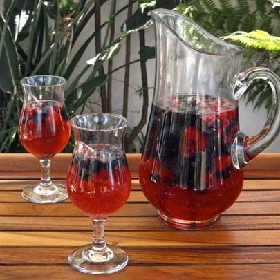 Сангрия ягодная