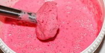 фруктовый смузи в блендере