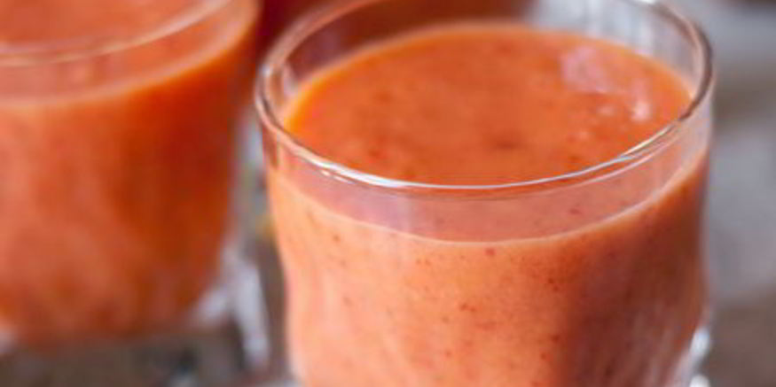 Рецепт смузей из клубники, манго и апельсина