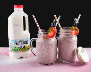 Смузи с голубикой и бананом