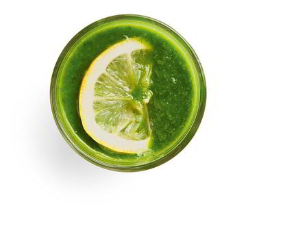 Зеленый смузи со шпинатом