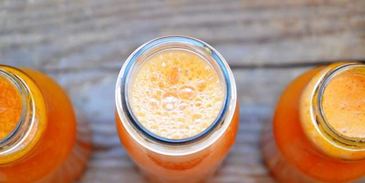 сок из тыквы, яблок и моркови