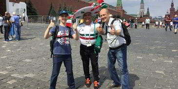 томатный сок с зеленой гречкой, сельдереем и сметаной