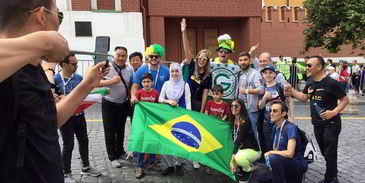 томатный сок с зеленой гречкой, сельдереем и сметаной