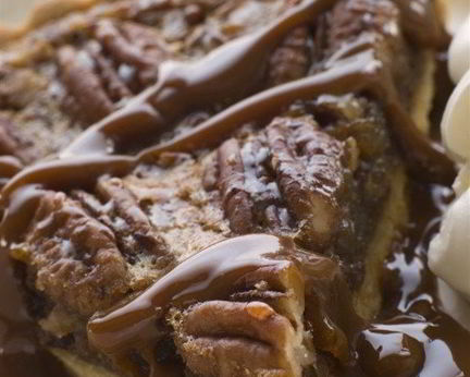 Тарт с кленовым сиропом и орехами пекан