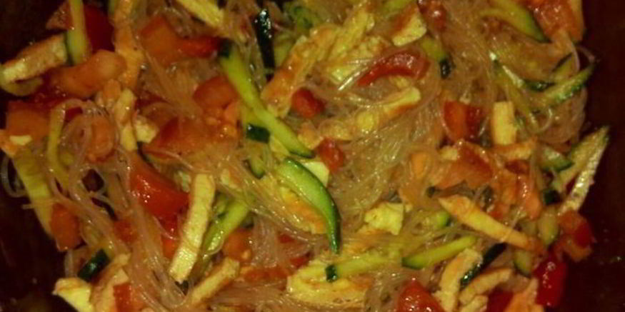 Рецепт фунчозы по-корейски с омлетом