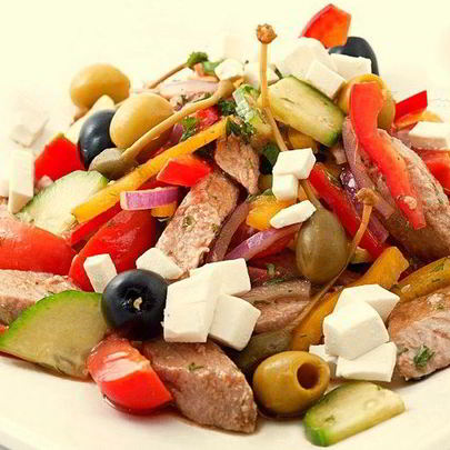 Греческий салат с тунцом