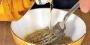 греческий салат с жареным сыром