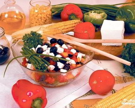 Салат греческий с брынзой