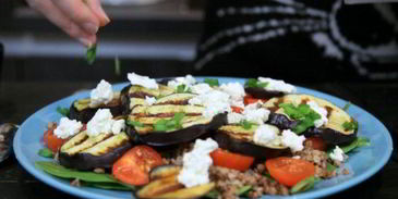 салат из гречки с баклажаном