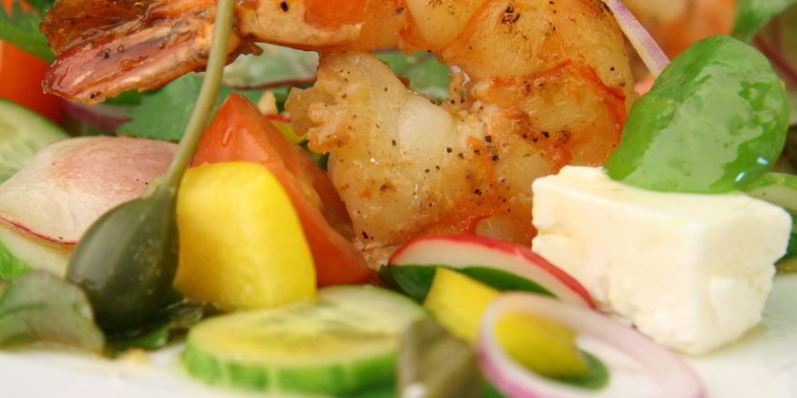 Рецепт салата в греческом стиле с соусом ceviche