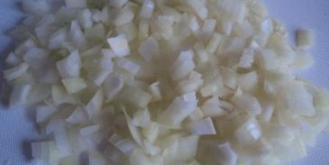 теплый салат с гречкой, свеклой и грибами