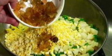 картофельный салат на гарнир