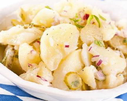 Картофельный салат с яблоком